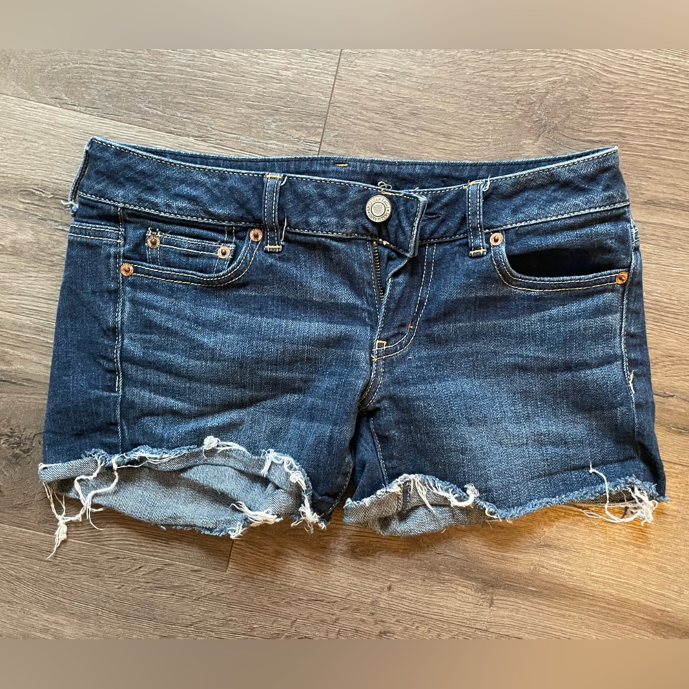 Vintage AE Cropped Women’s Shorts